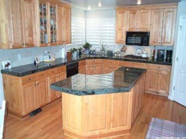 2084 E Sample Cv, Sandy, UT 84093 — photo 4