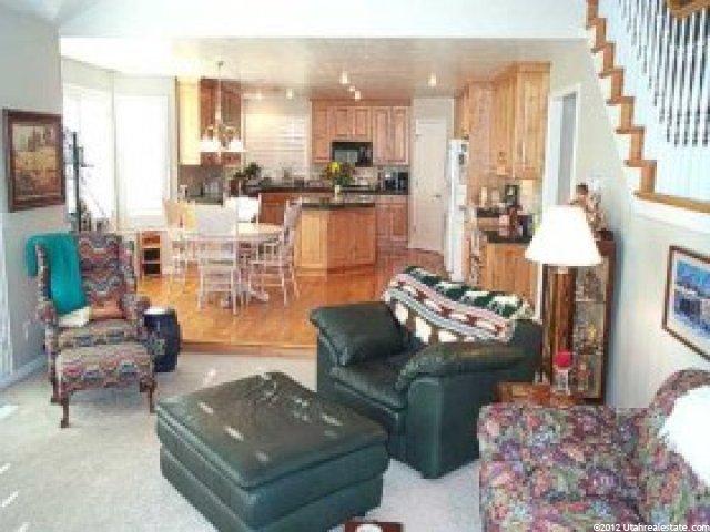 2084 E Sample Cv, Sandy, UT 84093 — photo 6