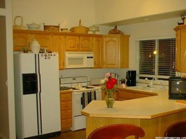 8020 Coolidge St, Midvale, UT 84047 — photo 3