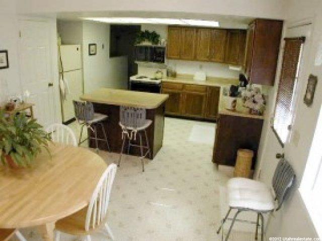 10332 Silver Willow Dr, Sandy, UT 84070 — photo 3