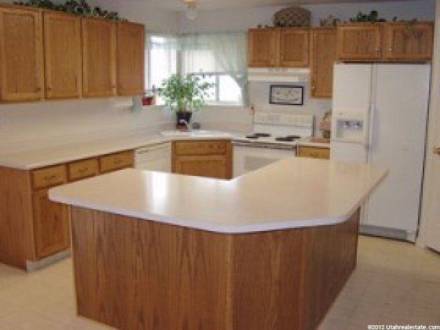 3502 Maynard Ct, Riverton, UT 84065 — photo 3