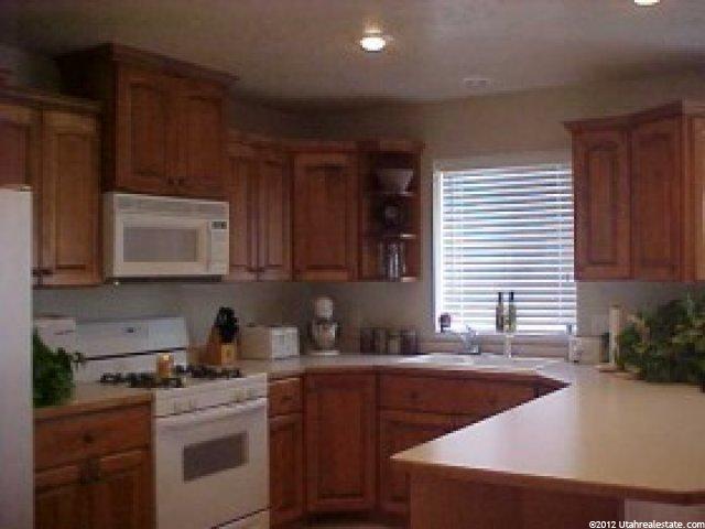 598 N 680 W, American Fork, UT 84003 — photo 5