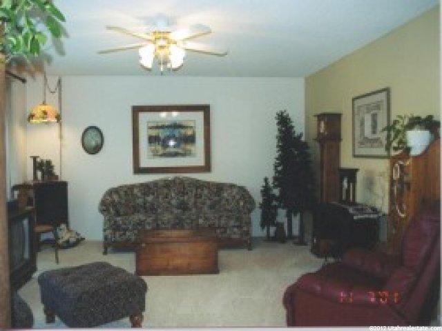 9527 S 1380 E, Sandy, UT 84092 — photo 6