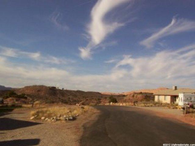 1646 N Highland Dr, Moab, UT 84532 — photo 2