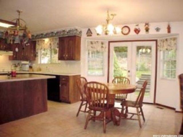 9619 Chylene Dr, Sandy, UT 84092 — photo 2