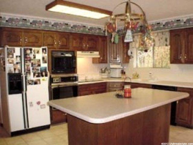 9619 Chylene Dr, Sandy, UT 84092 — photo 6