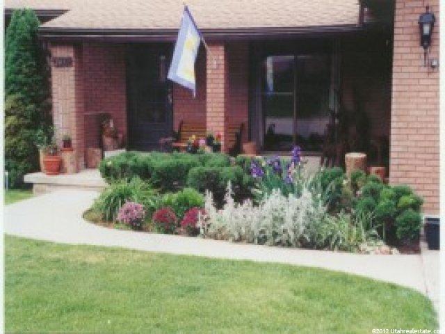 2437 Cheryle Way, Layton, UT 84040 — photo 2
