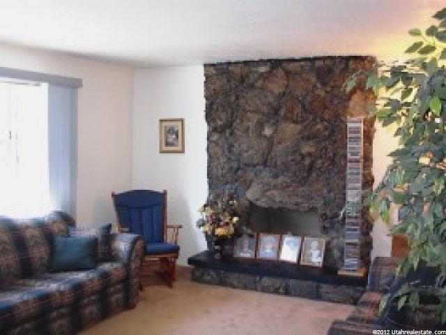 9441 S 250 E, Sandy, UT 84070 — photo 2