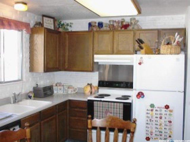 9441 S 250 E, Sandy, UT 84070 — photo 5