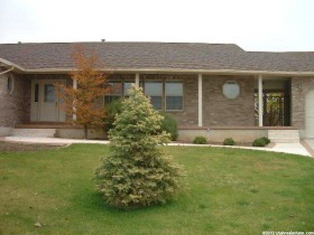 5704 S 3700 W, Roy, UT 84067 — photo 2