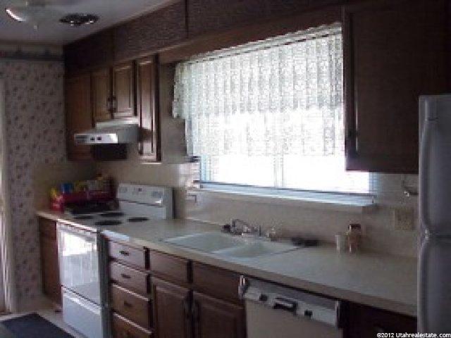 2862 S Davis Blvd, Bountiful, UT 84010 — photo 4