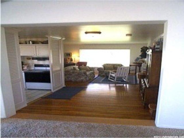 1816 Spring Creek Dr, Bountiful, UT 84010 — photo 4