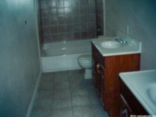 234 E 400 S, Centerville, UT 84014 — photo 6