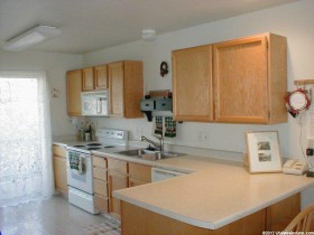 670 W 1870 N, Orem, UT 84057 — photo 3