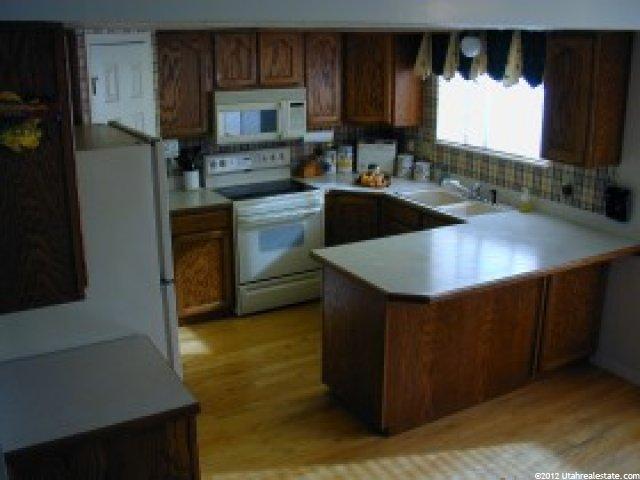 766 E 700 S, Layton, UT 84041 — photo 3