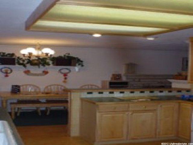 5582 S 700 E, South Ogden, UT 84405 — photo 2