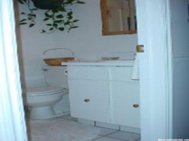 5582 S 700 E, South Ogden, UT 84405 — photo 3