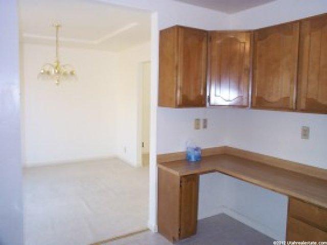 9899 Sandridge Dr, Sandy, UT 84092 — photo 5