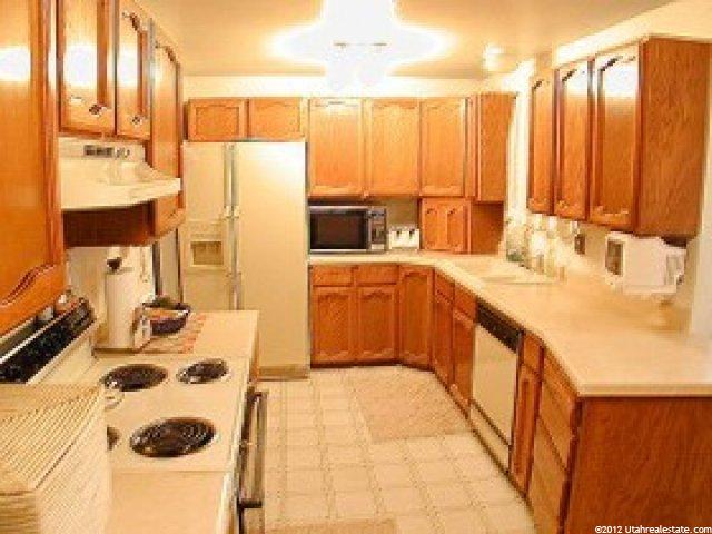 9857 S 300 E, Sandy, UT 84070 — photo 4
