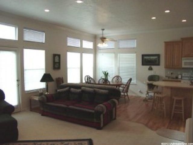729 W 2175 N, Layton, UT 84041 — photo 3