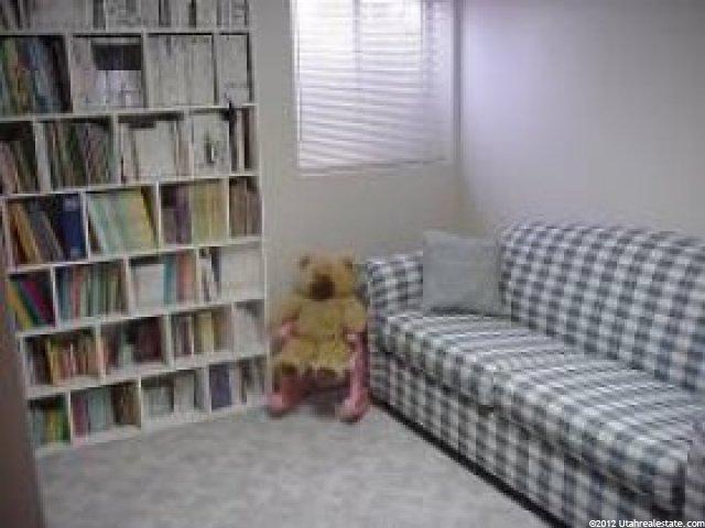 1057 Kimberly Dr, Layton, UT 84040 — photo 5