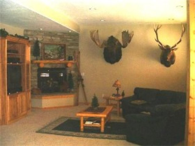 828 Signal Hl, Fruit Heights, UT 84037 — photo 3