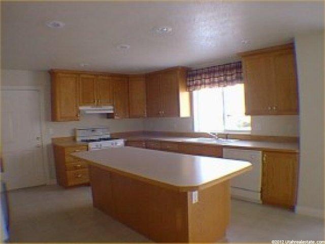 811 E 800 S, Springville, UT 84663 — photo 3