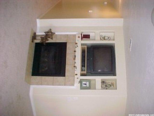 876 Quinn Ct, Ogden, UT 84404 — photo 4