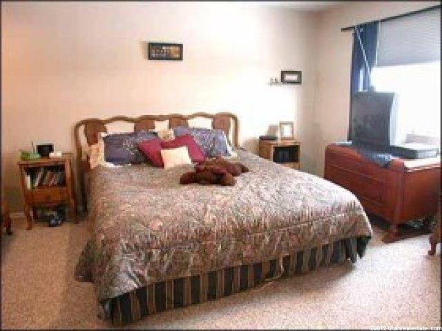 10347 Edgecliff Dr, Sandy, UT 84092 — photo 7