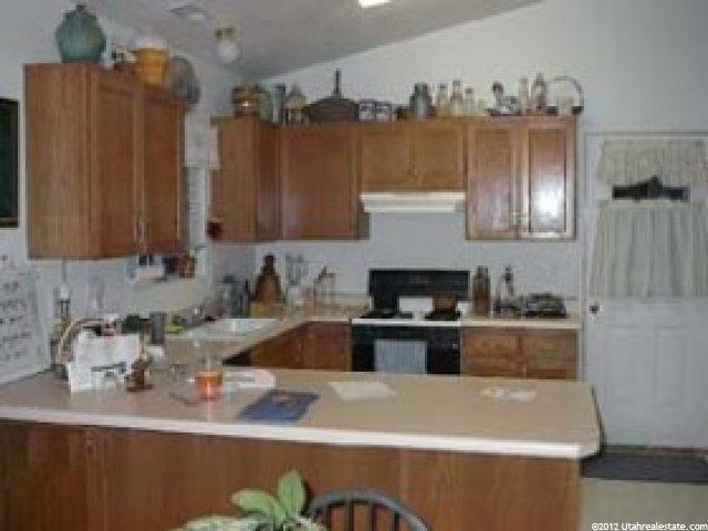 120 S Valley Rd, Leeds, UT 84746 — photo 2