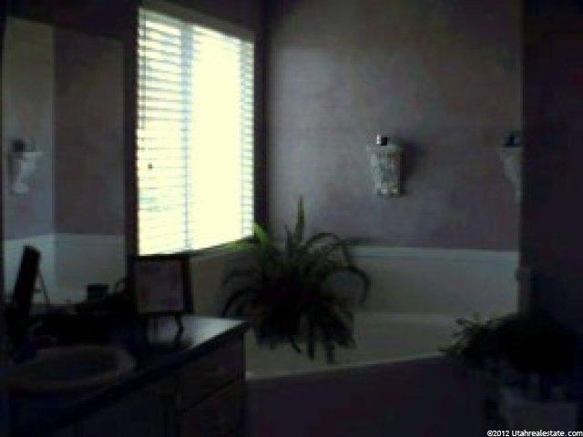 2741 N 1825 E, Layton, UT 84040 — photo 3