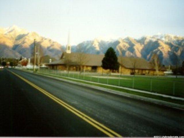 571 E 8400 S, Sandy, UT 84047 — photo 2