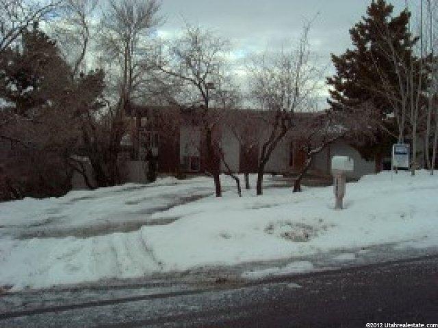 885 E Oxford Dr, Kaysville, UT 84037 — photo 8