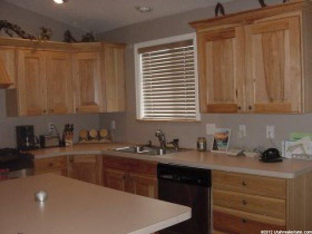 1723 N 2850 W, Farr West, UT 84404 — photo 5