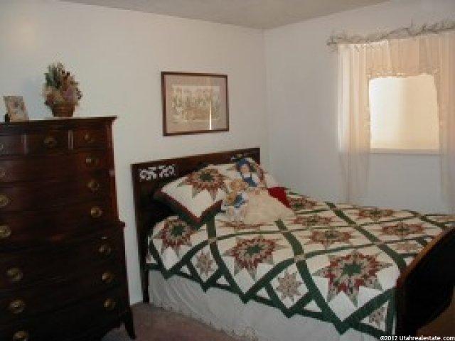 8466 S 1520 E, Sandy, UT 84093 — photo 5