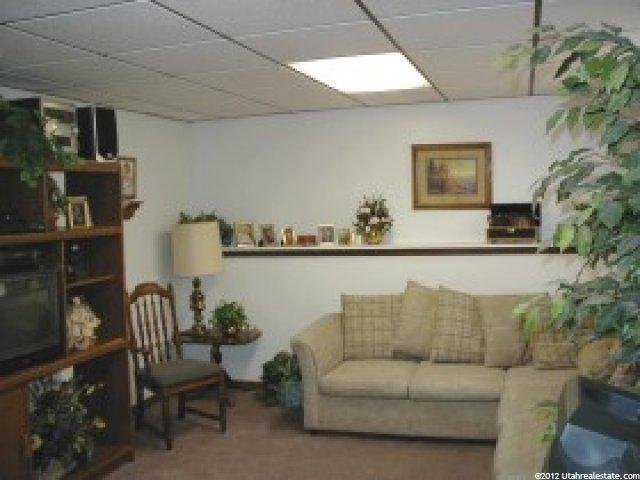 8466 S 1520 E, Sandy, UT 84093 — photo 7