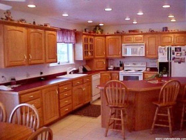 251 E 100 N, Wellsville, UT 84339 — photo 3