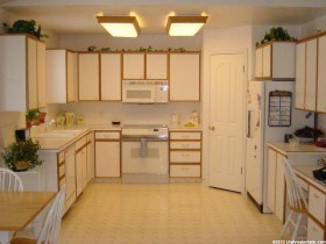 1289 Orchard Heights Dr, Logan, UT 84321 — photo 2