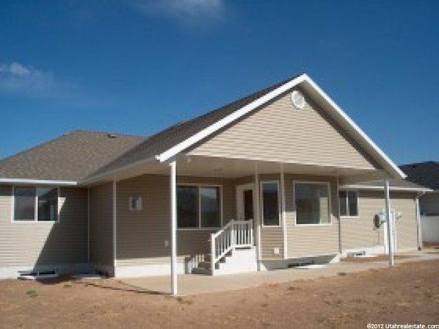 285 W 800 S, Layton, UT 84041 — photo 2