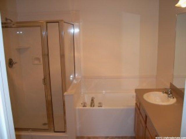 285 W 800 S, Layton, UT 84041 — photo 8