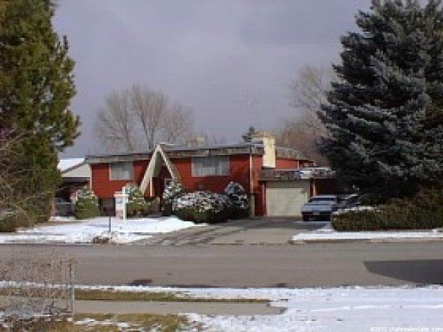 8753 Spartan Dr, Sandy, UT 84094 — photo 2