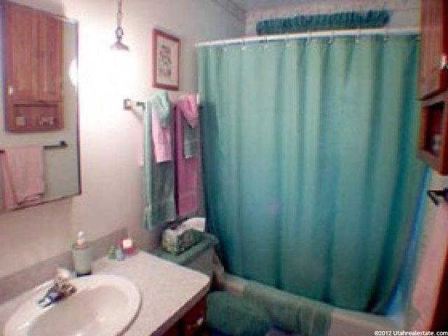 1679 N 2900 W, Clinton, UT 84015 — photo 3