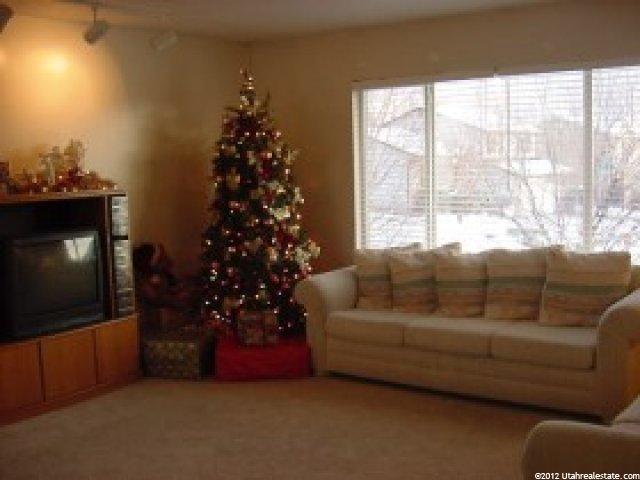 851 Creekside Dr, Layton, UT 84041 — photo 3