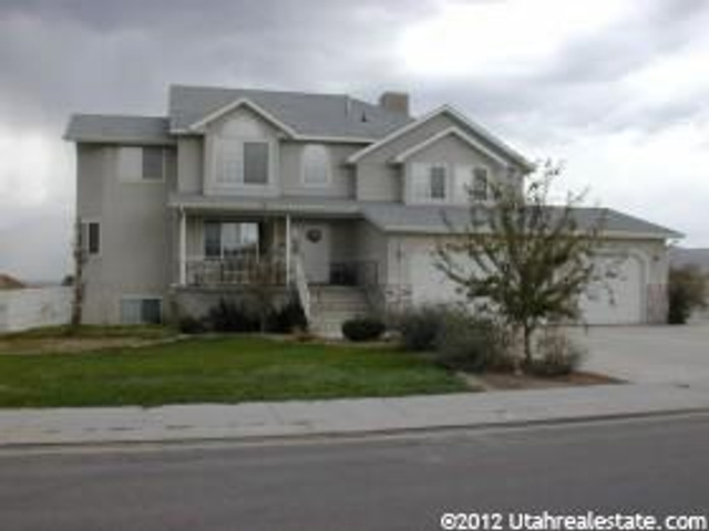 12555 S 3240 W, Riverton UT 84065