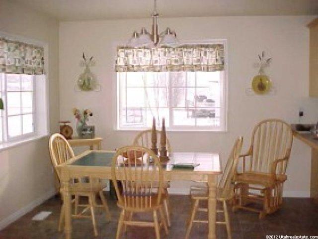 570 S 800 E, River Heights, UT 84321 — photo 2