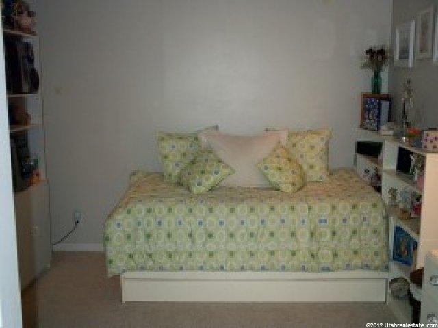 564 Cobblestone Ln, Midvale, UT 84047 — photo 4