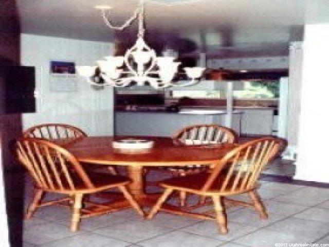 112 Oakwood Dr, Layton, UT 84040 — photo 2