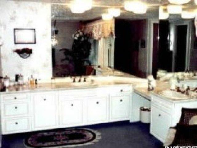 112 Oakwood Dr, Layton, UT 84040 — photo 3