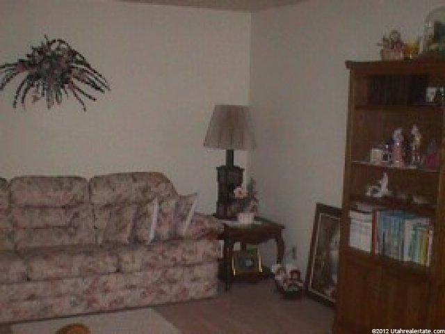 2802 Gilbert Dr, Riverton, UT 84065 — photo 5