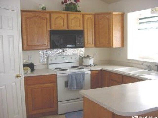 34 E 1875 N, Layton, UT 84041 — photo 8